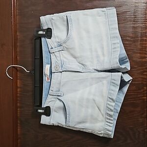EUC Levi's Girls Denim Shorty Shorts - Size 16